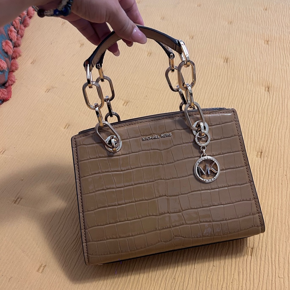 Michael Kors Cynthia Small Crocodile Embossed Leather Satchel - Pale Peanut - Picture 4 of 12